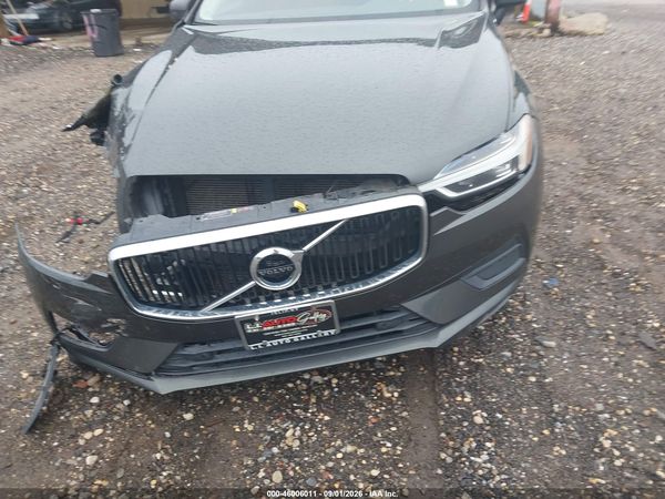 2018 VOLVO XC60 T5 MOMENTUM — I6