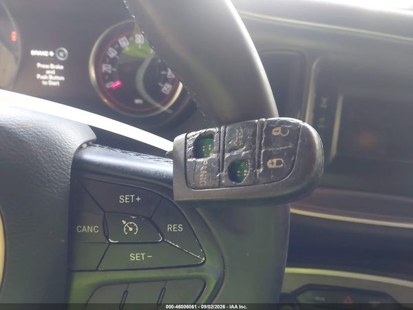 2017 DODGE CHALLENGER SXT — I11
