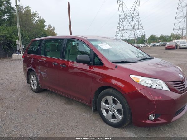 2014 TOYOTA SIENNA L V6 7 PASSENGER — I1