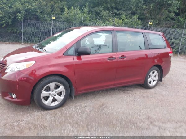 2014 TOYOTA SIENNA L V6 7 PASSENGER — I117
