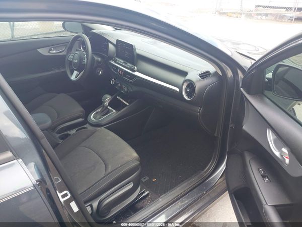 2023 KIA FORTE LXS — I5