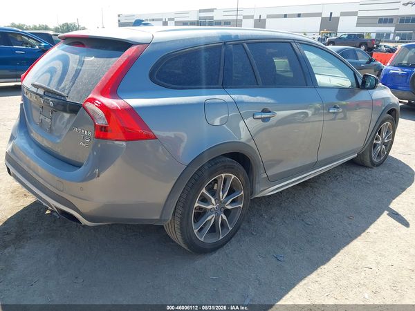 2018 VOLVO V60 CROSS COUNTRY T5 — I4