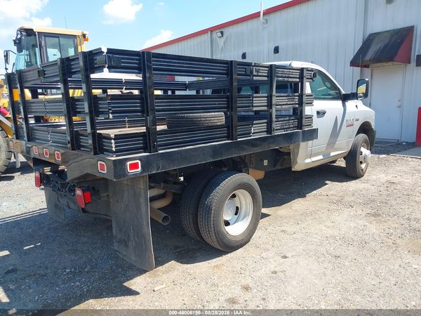 2018 RAM 3500 CHASSIS TRADESMAN/SLT