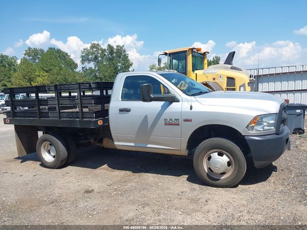 2018 RAM 3500 CHASSIS TRADESMAN/SLT