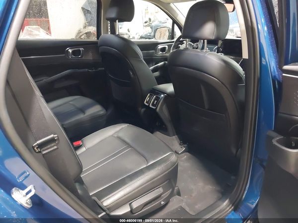 2023 KIA SORENTO SX — I8