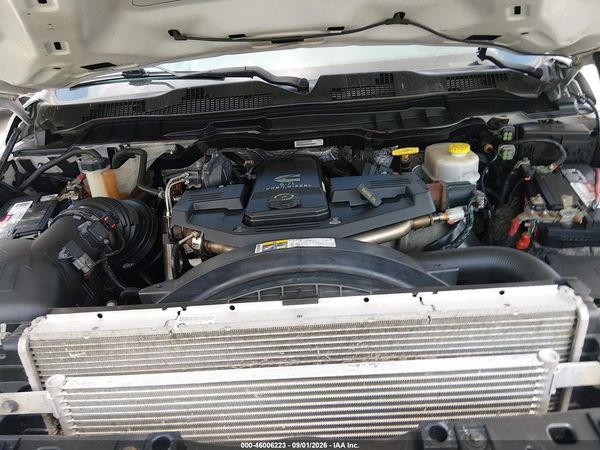 2017 RAM 3500 TRADESMAN  4X4 8' BOX