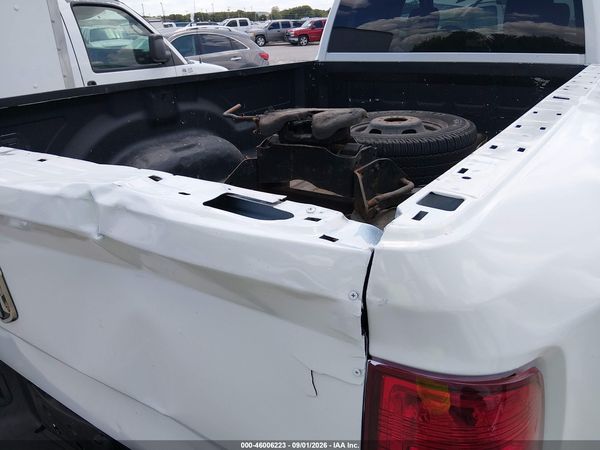 2017 RAM 3500 TRADESMAN  4X4 8' BOX