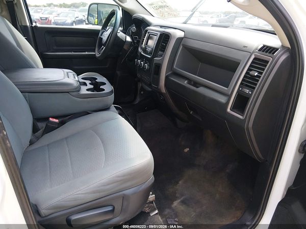 2017 RAM 3500 TRADESMAN  4X4 8' BOX