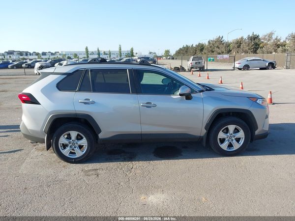 2020 TOYOTA RAV4 XLE — I116