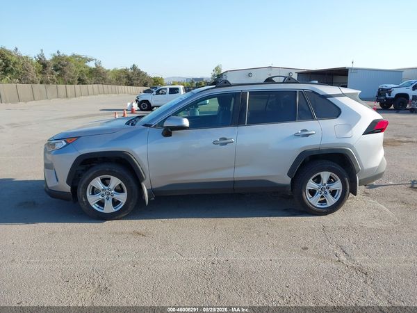 2020 TOYOTA RAV4 XLE — I117