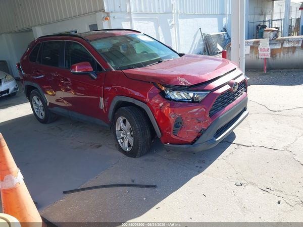2021 TOYOTA RAV4 XLE — I1