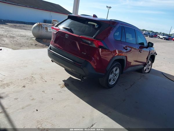 2021 TOYOTA RAV4 XLE — I4