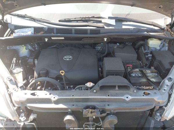 2018 TOYOTA SIENNA XLE 8 PASSENGER