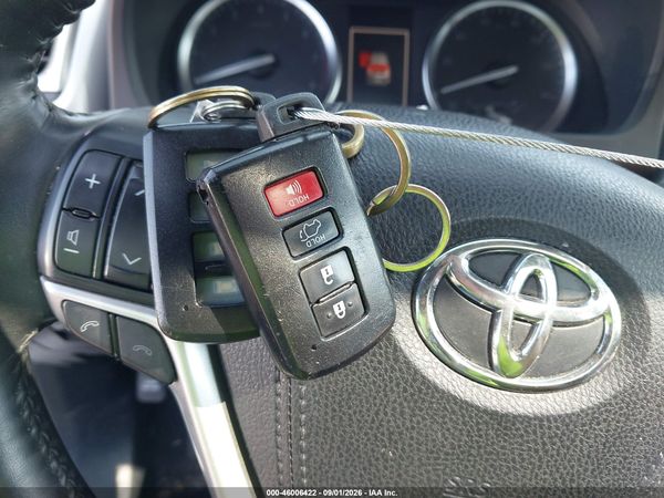 2017 TOYOTA HIGHLANDER LIMITED PLATINUM — I11