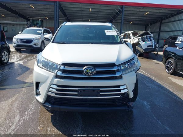 2017 TOYOTA HIGHLANDER LIMITED PLATINUM — I115