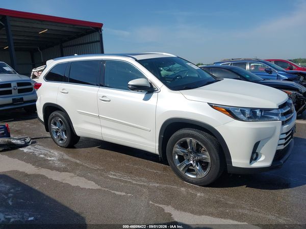 2017 TOYOTA HIGHLANDER LIMITED PLATINUM — I116