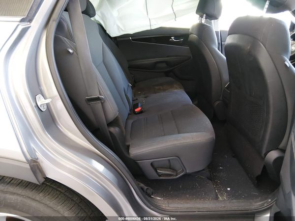 2017 KIA SORENTO 2.4L L — I8