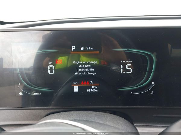 2023 KIA SPORTAGE X-LINE — I7