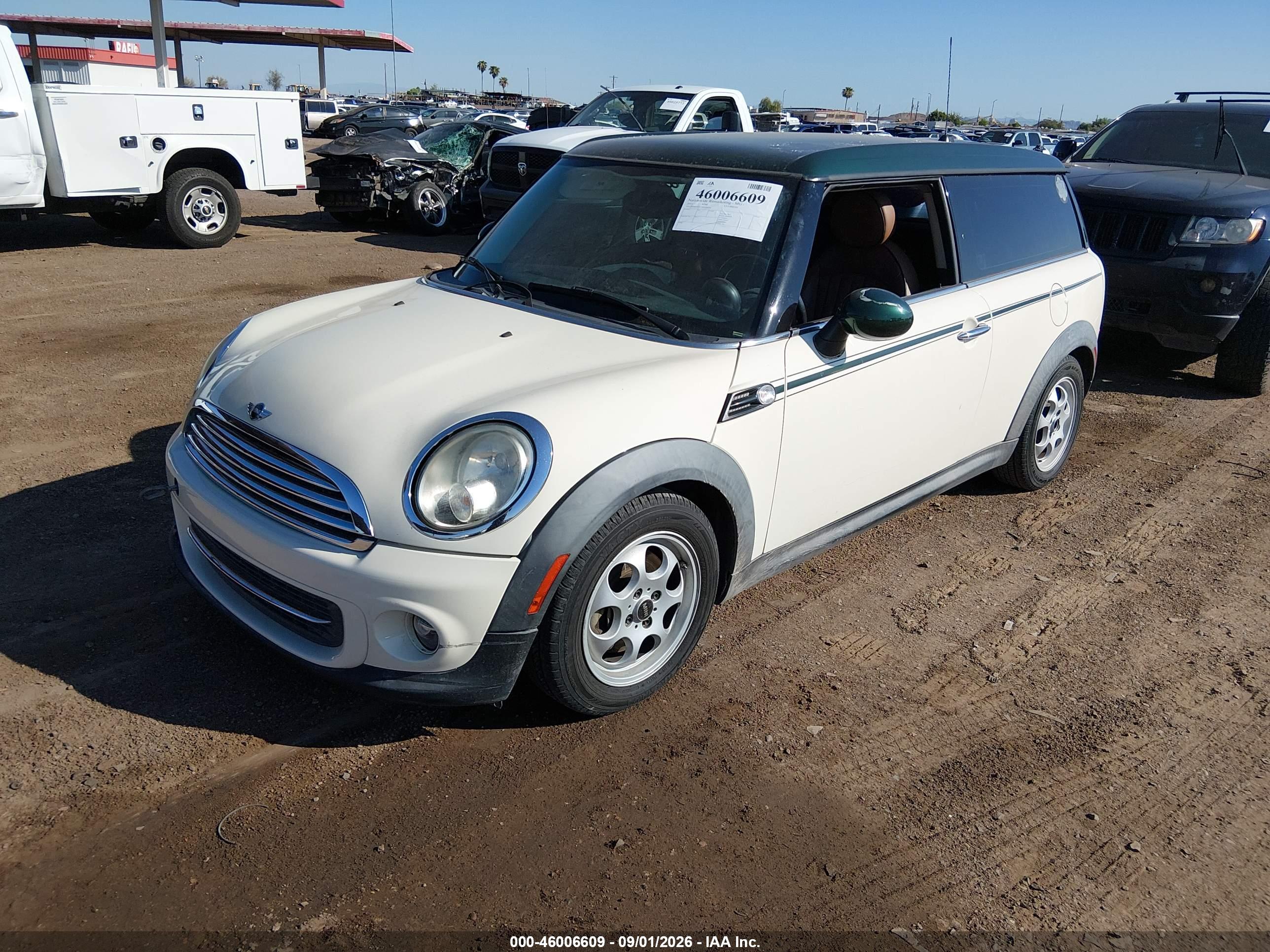 2013 MINI CLUBMAN COOPER