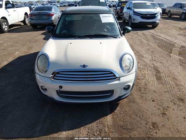 2013 MINI CLUBMAN COOPER