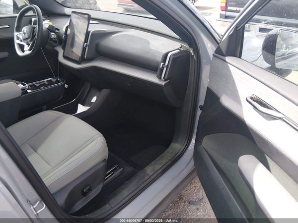2025 VOLVO EX30 — I5