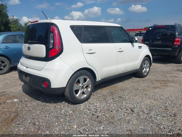 2018 KIA SOUL Base
