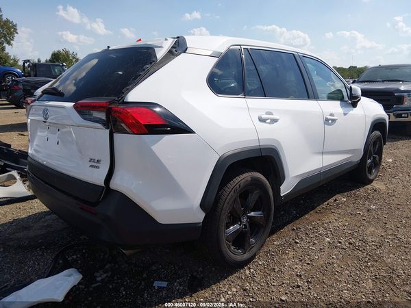2020 TOYOTA RAV4 — I4