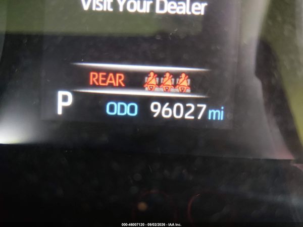 2020 TOYOTA RAV4 XLE — I118
