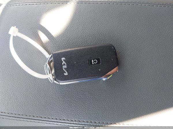 2023 KIA SPORTAGE X-LINE — I11