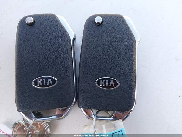 2020 KIA FORTE FE/LXS — I11