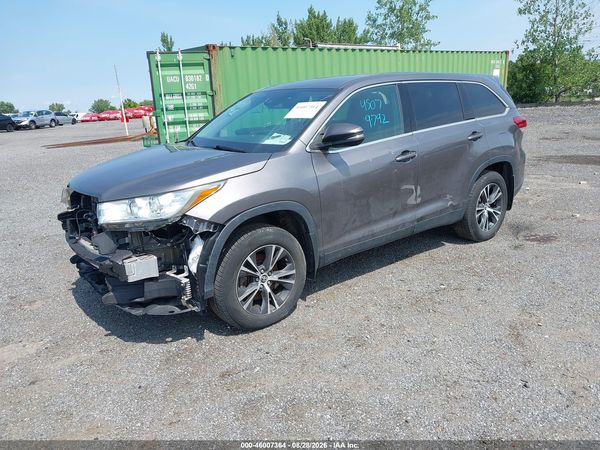 2019 TOYOTA HIGHLANDER LE