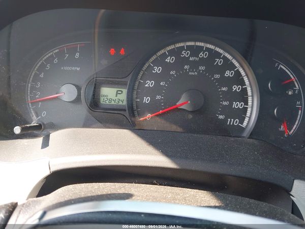 2012 TOYOTA SIENNA LE V6 8 PASSENGER