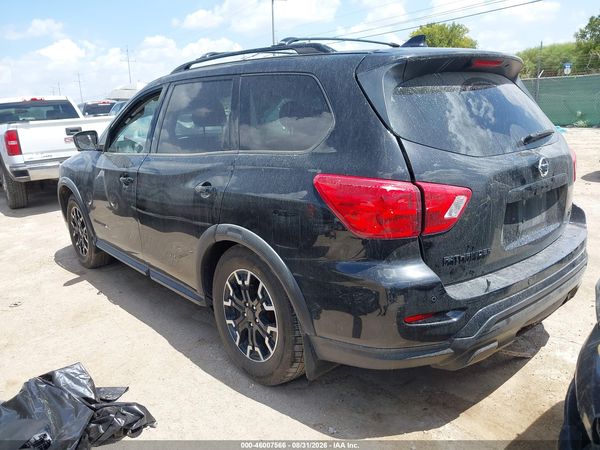 2019 NISSAN PATHFINDER SL — I3