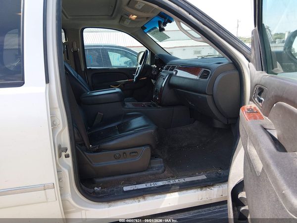 2012 CHEVROLET TAHOE LTZ — I5