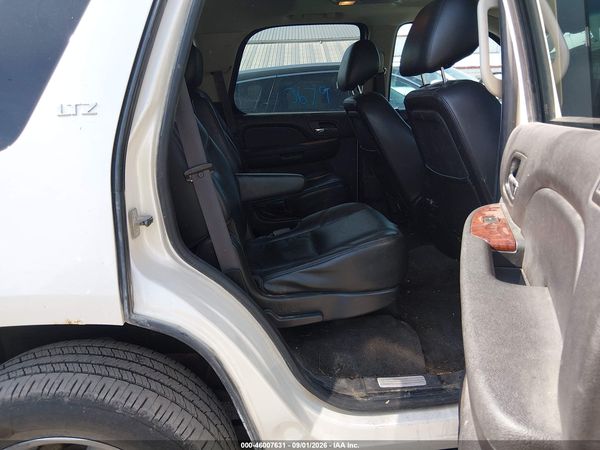 2012 CHEVROLET TAHOE LTZ — I8