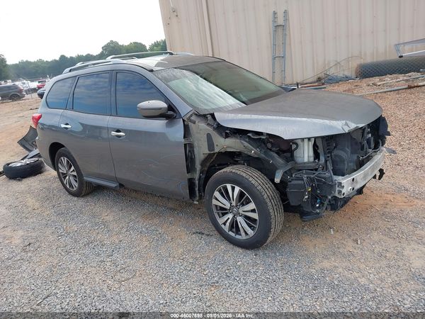 2019 NISSAN PATHFINDER SV — I1