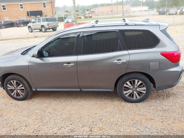 2019 NISSAN PATHFINDER SV — I117