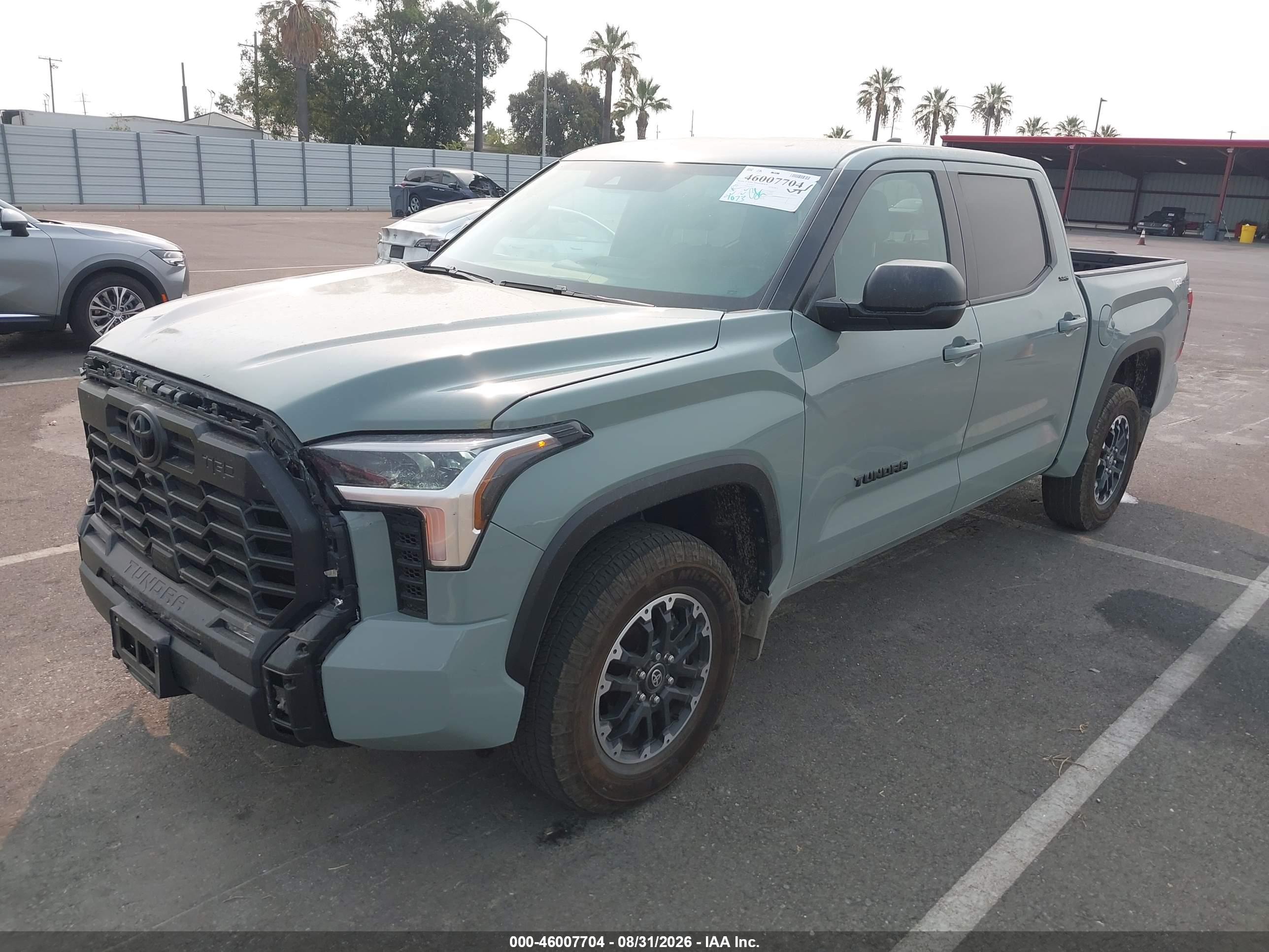 2025 TOYOTA TUNDRA SR5 — I2