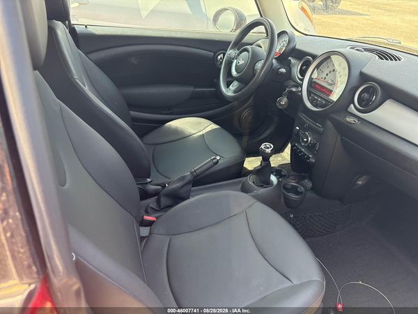 2013 MINI HARDTOP COOPER