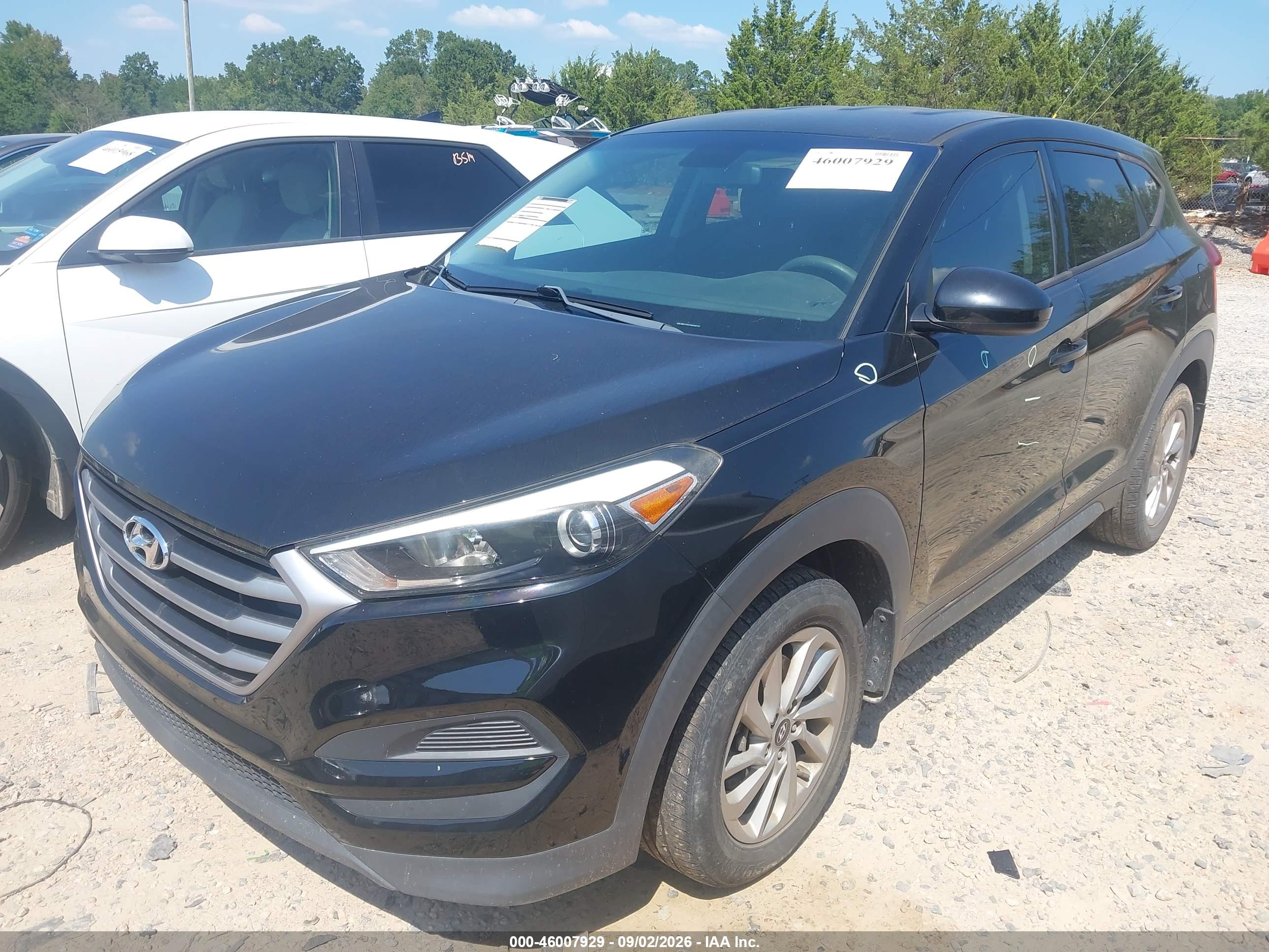 2017 HYUNDAI TUCSON SE — I2