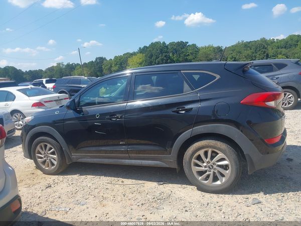 2017 HYUNDAI TUCSON SE — I117