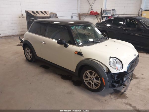 2013 MINI HARDTOP COOPER — I1