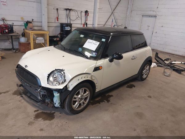 2013 MINI HARDTOP — I2