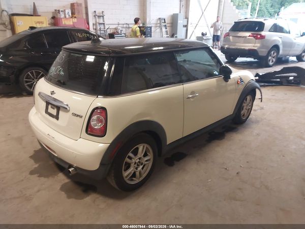 2013 MINI HARDTOP COOPER — I4