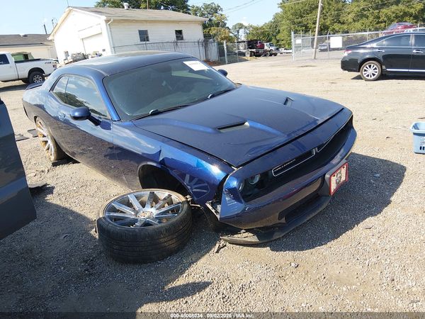 2017 DODGE CHALLENGER SXT PLUS — I1