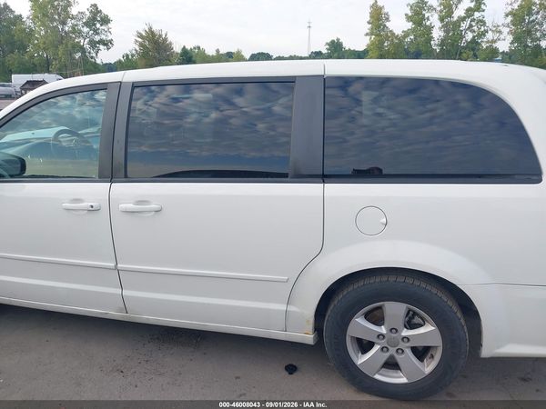 2013 DODGE GRAND CARAVAN SE
