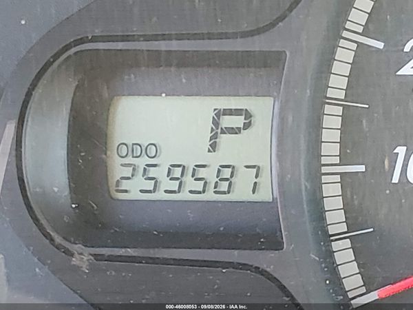 2014 TOYOTA SIENNA LE V6 8 PASSENGER — I118