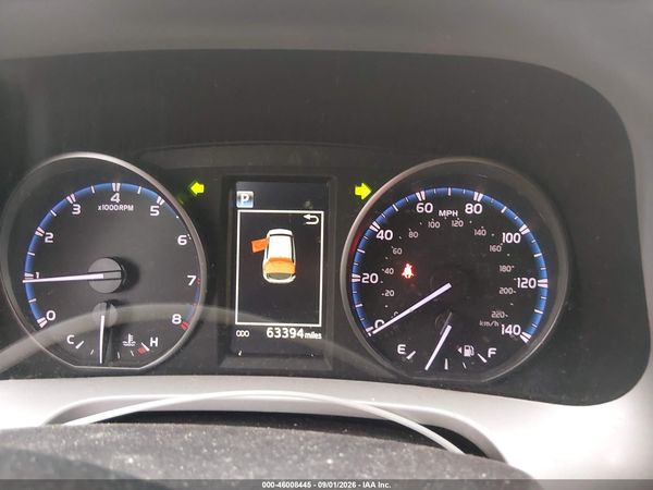 2018 TOYOTA RAV4 LE — I7