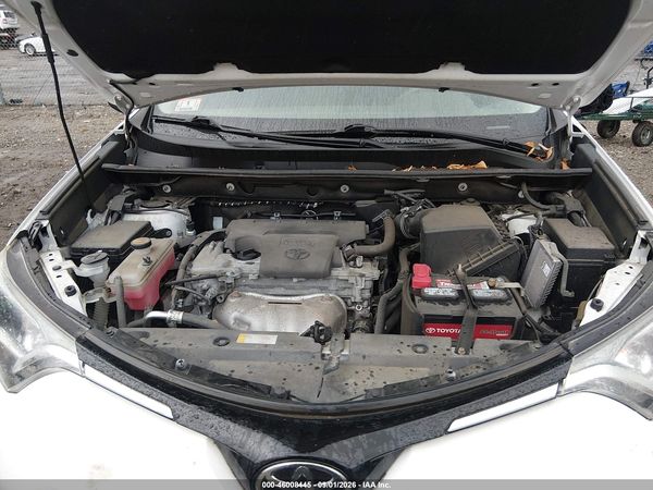 2018 TOYOTA RAV4 LE — I10