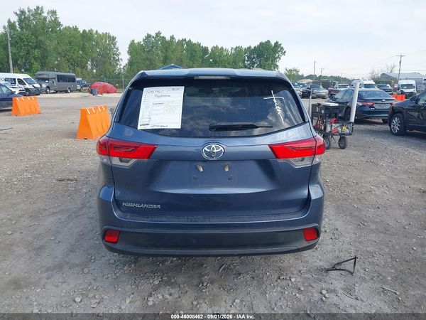 2018 TOYOTA HIGHLANDER LE